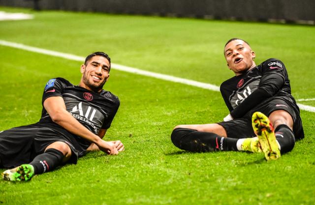 1634338236213027586.png FBxLDOHWYAYm-Bv.png